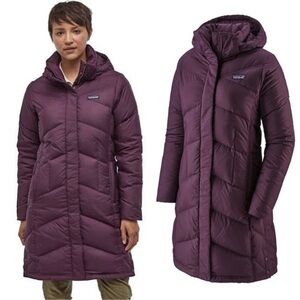 Patagonia Women's Purple Hooded Puffer Jacket
